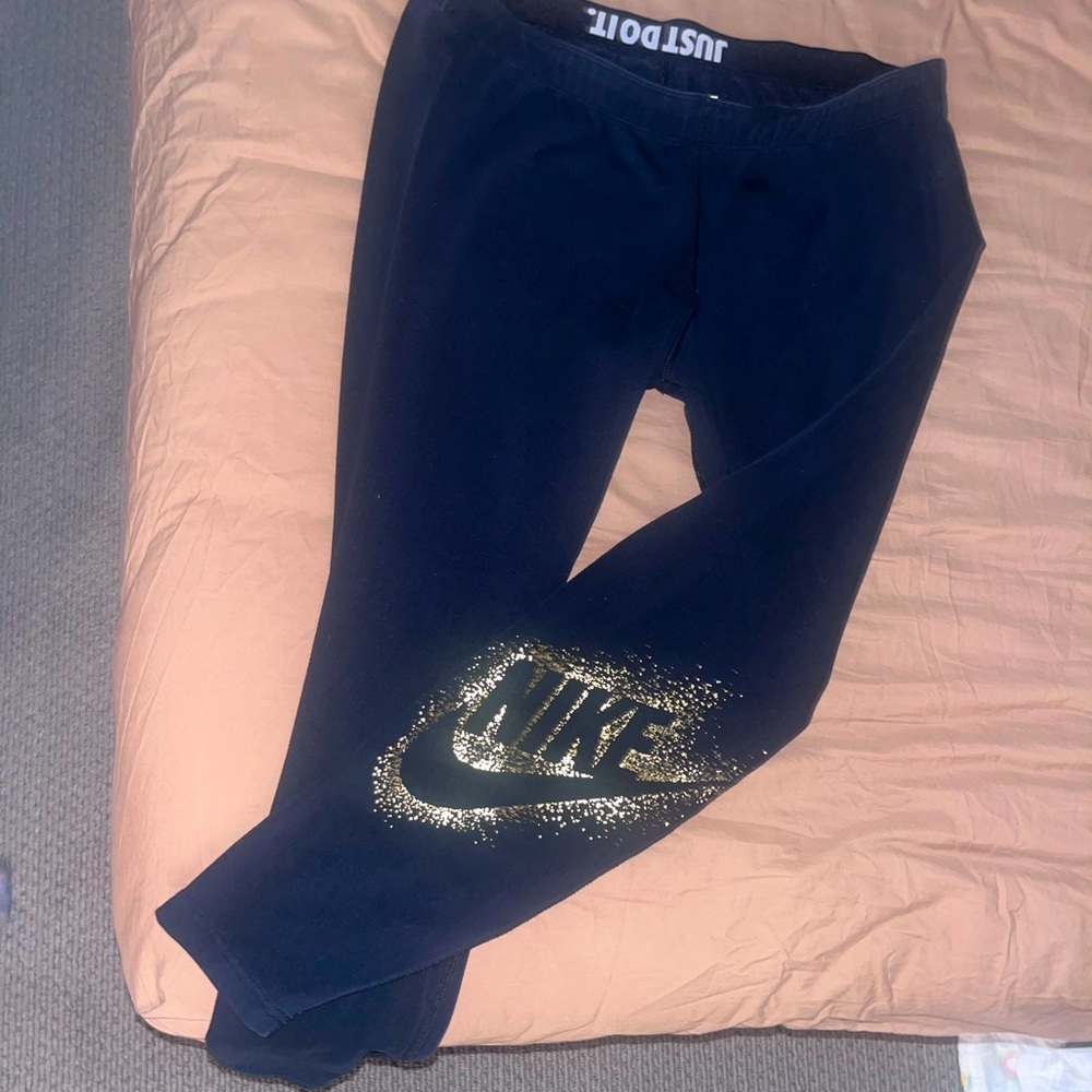 Nike Black Sweatpants Metallic Logo Athletic Wear